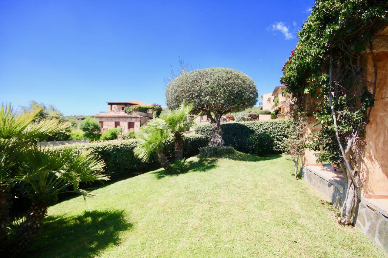 Mansion On The Hill Villa Olbia Exterior photo