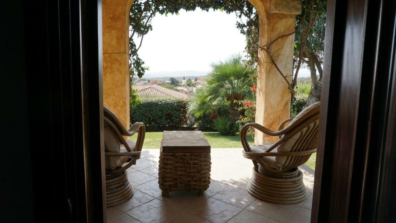 Mansion On The Hill Villa Olbia Exterior photo